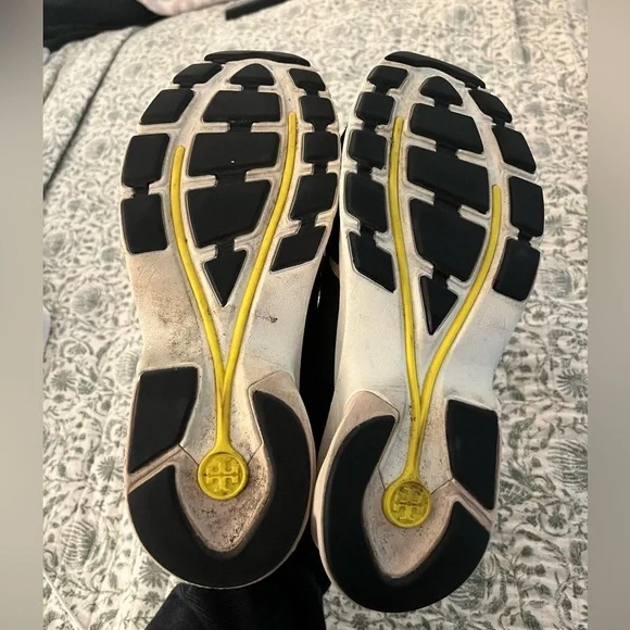 Tory Burch Good Luck Sneaker - Picture 5 of 7